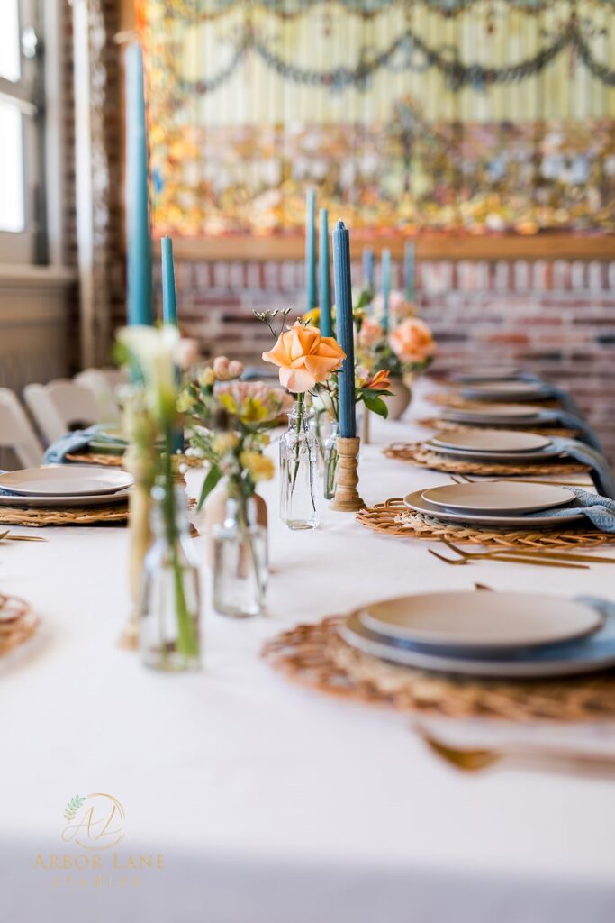 a table set with place settings and place settings